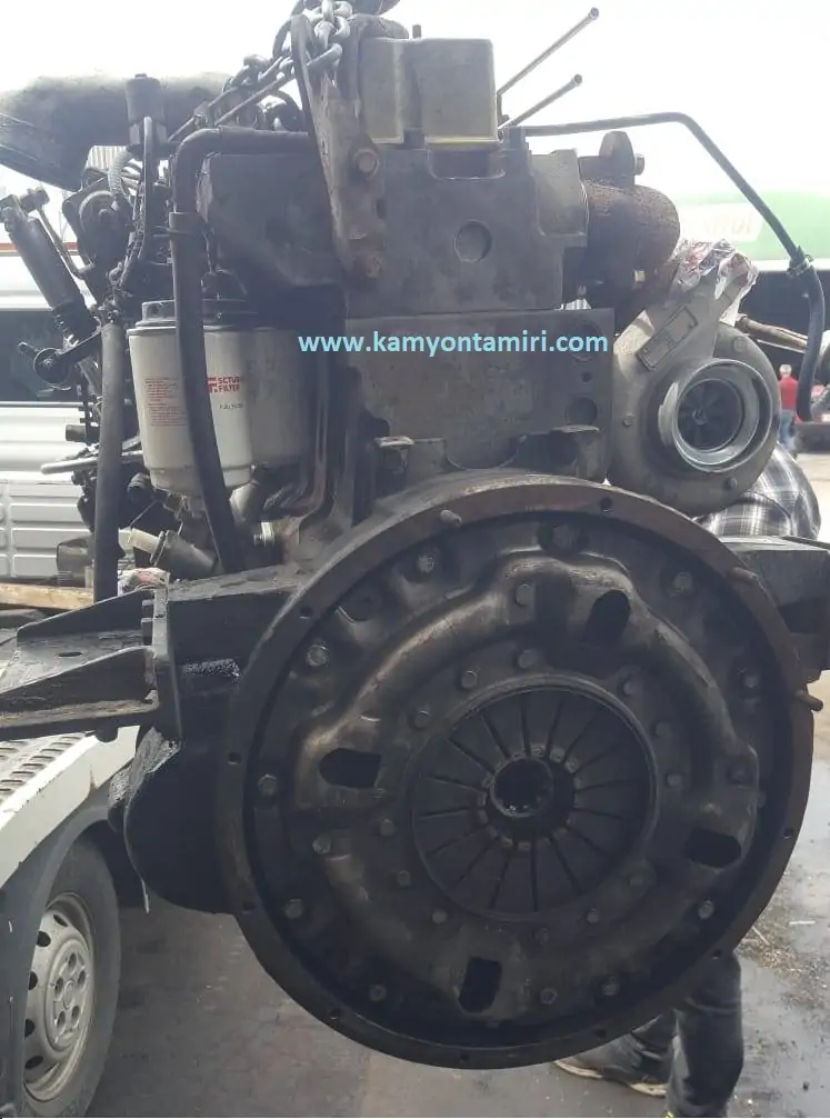 Tır Tekerlek Değişimi